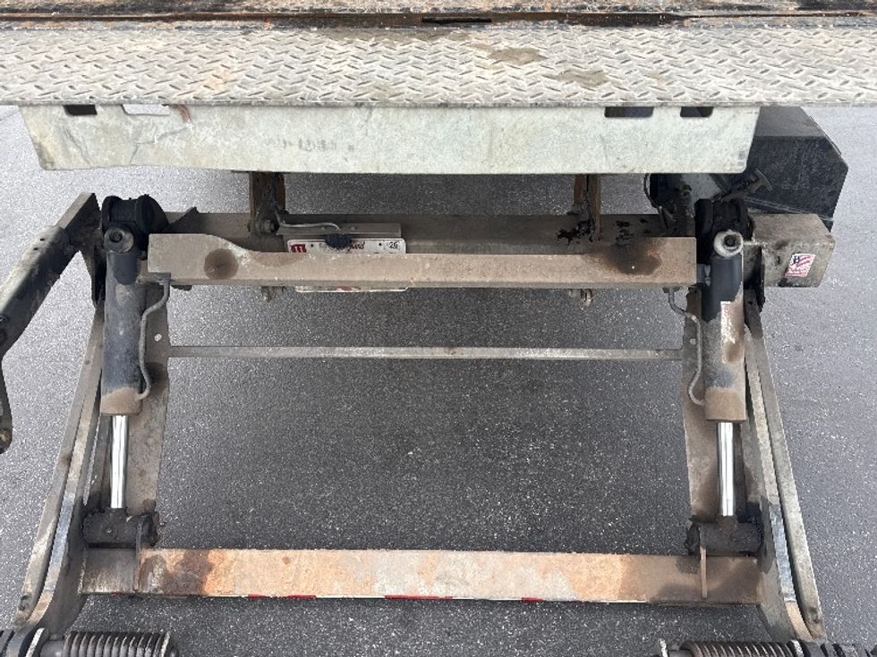 Medium Duty Box Truck-Light and Medium Duty Trucks-International-2021-MV607-Jessup-MD-104,223\n\t\tmiles-$ 62,750 - Image 9