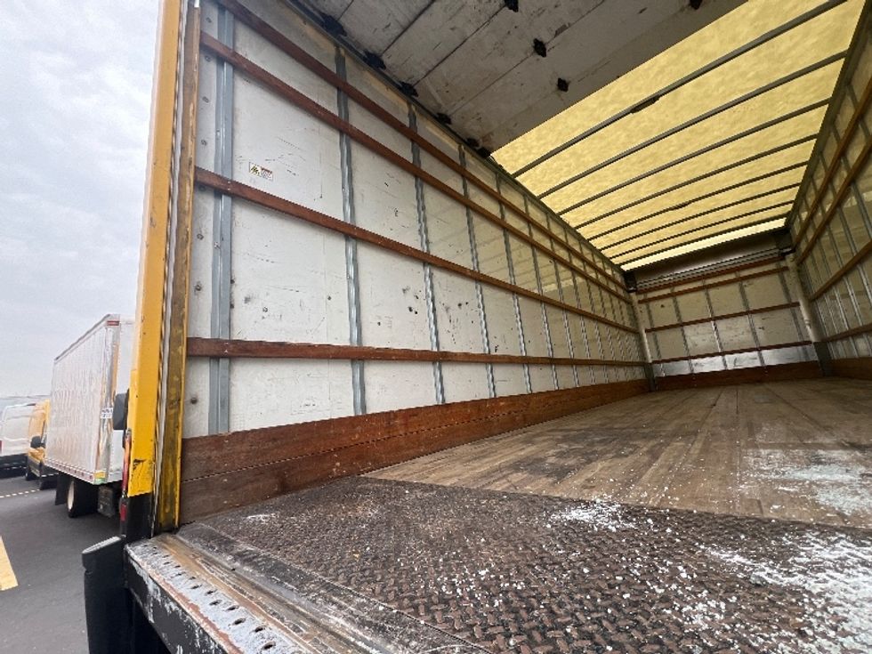 Medium Duty Box Truck-Light and Medium Duty Trucks-International-2021-MV607-Jessup-MD-223,051\n\t\tmiles-$ 37,250 - Image 11