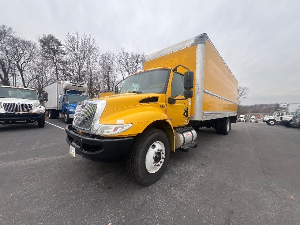 Medium Duty Box Truck-Light and Medium Duty Trucks-International-2021-MV607-Jessup-MD-223,051\n\t\tmiles-$ 37,250 - Image 3