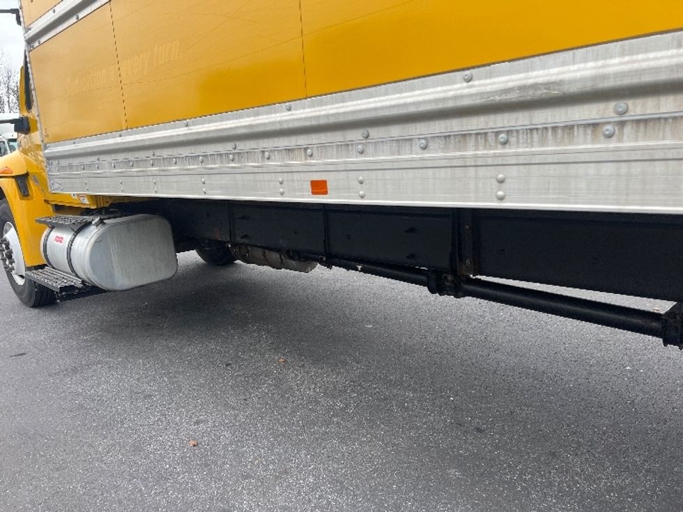 Medium Duty Box Truck-Light and Medium Duty Trucks-International-2021-MV607-Jessup-MD-223,051\n\t\tmiles-$ 37,250 - Image 5