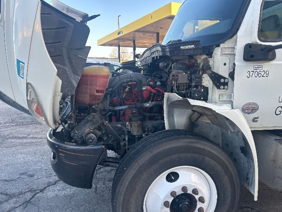 Medium Duty Box Truck-Light and Medium Duty Trucks-International-2021-MV607-Kansas City-MO-136,417\n\t\tmiles-$ 61,250 - Image 24