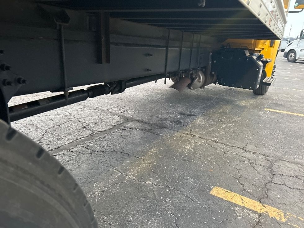Medium Duty Box Truck-Light and Medium Duty Trucks-International-2021-MV607-Kansas City-MO-167,448\n\t\tmiles-$ 40,750 - Image 13