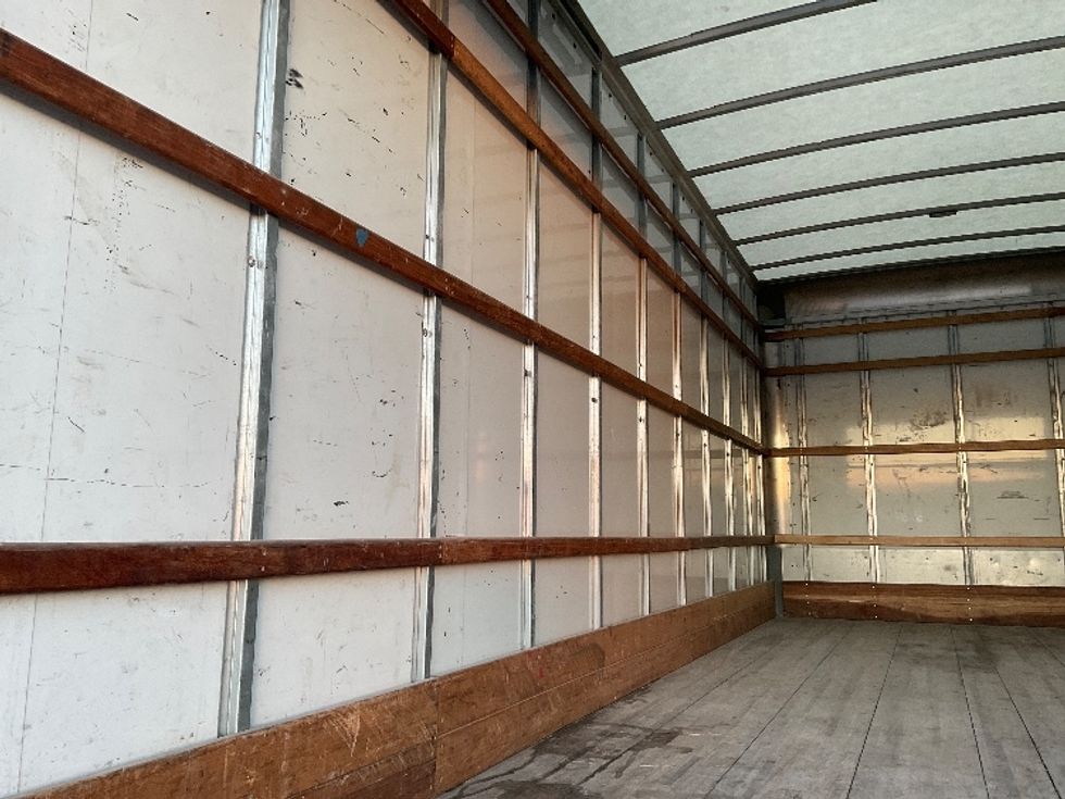 Medium Duty Box Truck-Light and Medium Duty Trucks-International-2021-MV607-Kansas City-MO-188,237\n\t\tmiles-$ 37,750 - Image 10