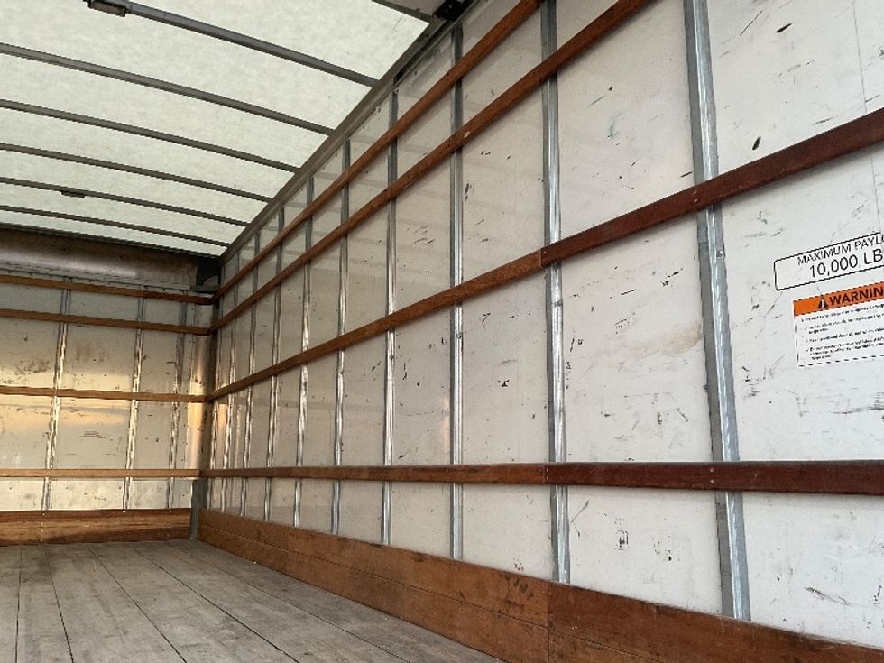 Medium Duty Box Truck-Light and Medium Duty Trucks-International-2021-MV607-Kansas City-MO-188,237\n\t\tmiles-$ 37,750 - Image 11