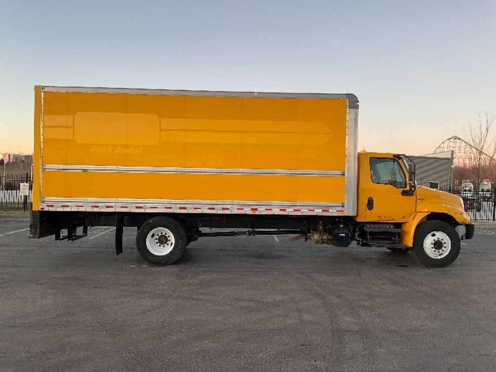 Medium Duty Box Truck-Light and Medium Duty Trucks-International-2021-MV607-Kansas City-MO-188,237\n\t\tmiles-$ 37,750 - Image 14