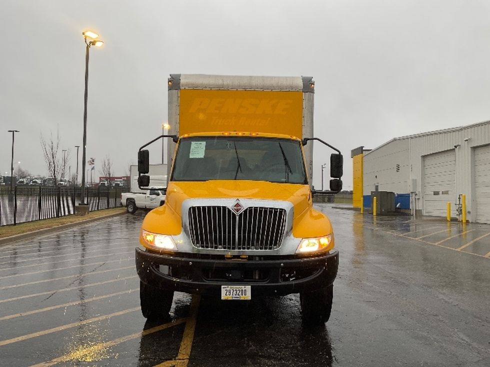 Medium Duty Box Truck-Light and Medium Duty Trucks-International-2021-MV607-Kansas City-MO-188,681\n\t\tmiles-$ 37,750 - Image 2