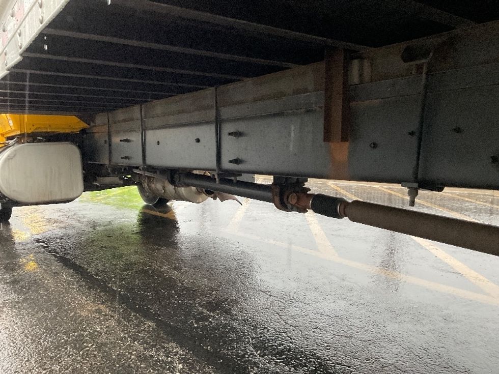Medium Duty Box Truck-Light and Medium Duty Trucks-International-2021-MV607-Kansas City-MO-188,681\n\t\tmiles-$ 37,750 - Image 5