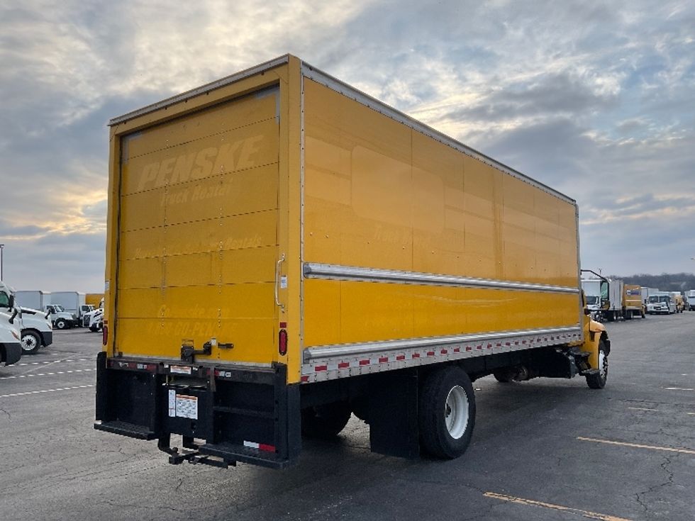 Medium Duty Box Truck-Light and Medium Duty Trucks-International-2021-MV607-Kansas City-MO-190,632\n\t\tmiles-$ 43,750 - Image 13