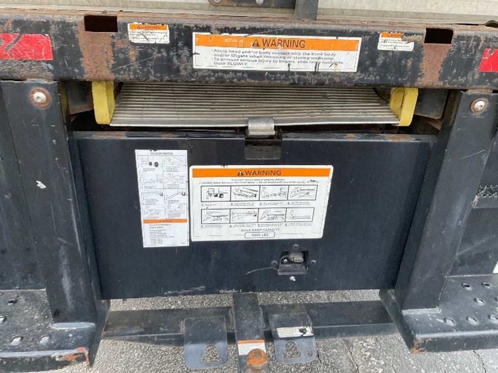 Medium Duty Box Truck-Light and Medium Duty Trucks-International-2021-MV607-Kansas City-MO-190,632\n\t\tmiles-$ 43,750 - Image 25