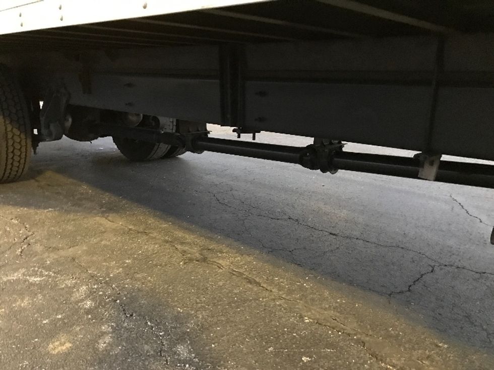Medium Duty Box Truck-Light and Medium Duty Trucks-International-2021-MV607-Kansas City-MO-196,906\n\t\tmiles-$ 42,750 - Image 14