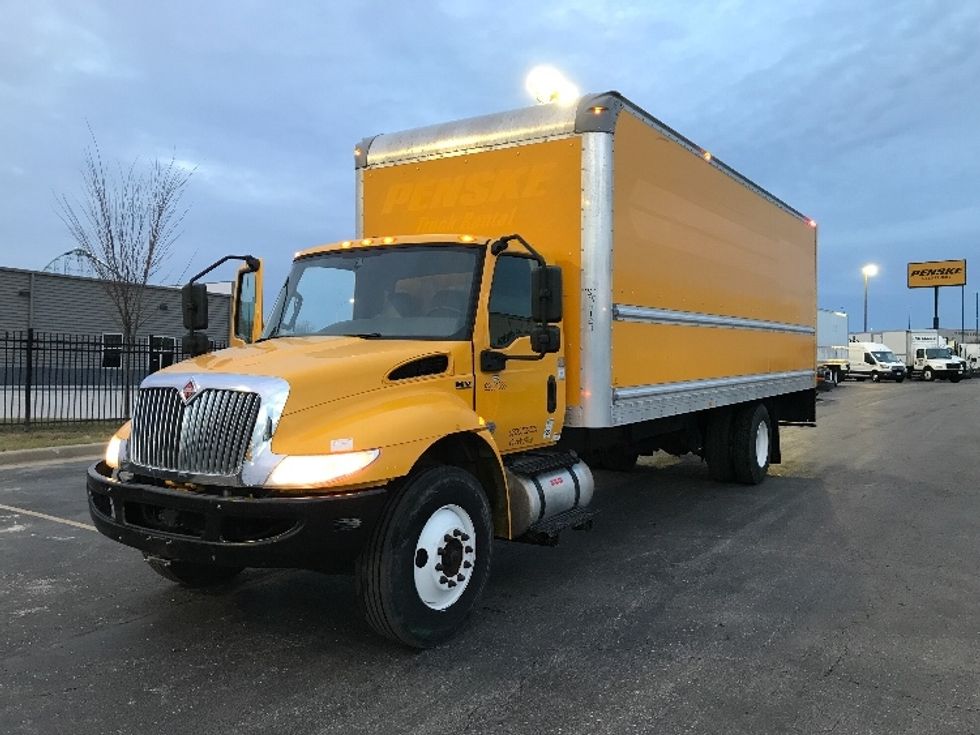 Medium Duty Box Truck-Light and Medium Duty Trucks-International-2021-MV607-Kansas City-MO-196,906\n\t\tmiles-$ 42,750 - Image 3