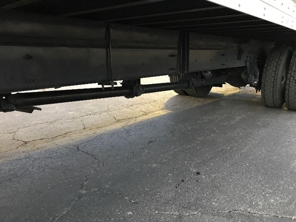 Medium Duty Box Truck-Light and Medium Duty Trucks-International-2021-MV607-Kansas City-MO-196,906\n\t\tmiles-$ 42,750 - Image 5