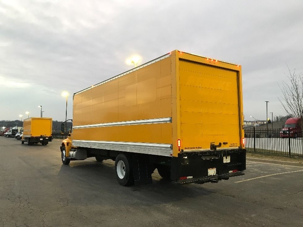 Medium Duty Box Truck-Light and Medium Duty Trucks-International-2021-MV607-Kansas City-MO-196,906\n\t\tmiles-$ 42,750 - Image 6