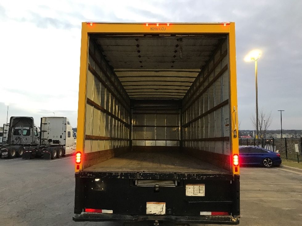 Medium Duty Box Truck-Light and Medium Duty Trucks-International-2021-MV607-Kansas City-MO-196,906\n\t\tmiles-$ 42,750 - Image 8