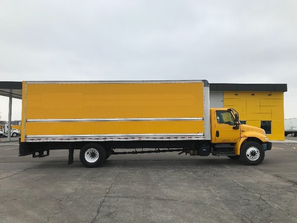 Medium Duty Box Truck-Light and Medium Duty Trucks-International-2021-MV607-Kansas City-MO-219,190\n\t\tmiles-$ 39,500 - Image 15