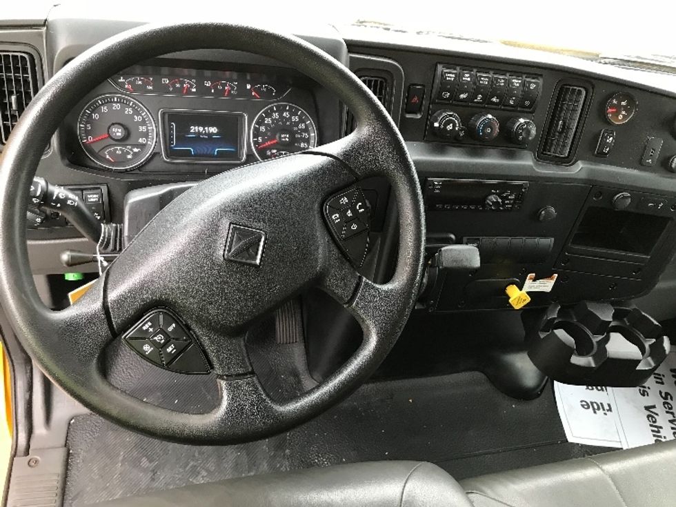 Medium Duty Box Truck-Light and Medium Duty Trucks-International-2021-MV607-Kansas City-MO-219,190\n\t\tmiles-$ 39,500 - Image 18