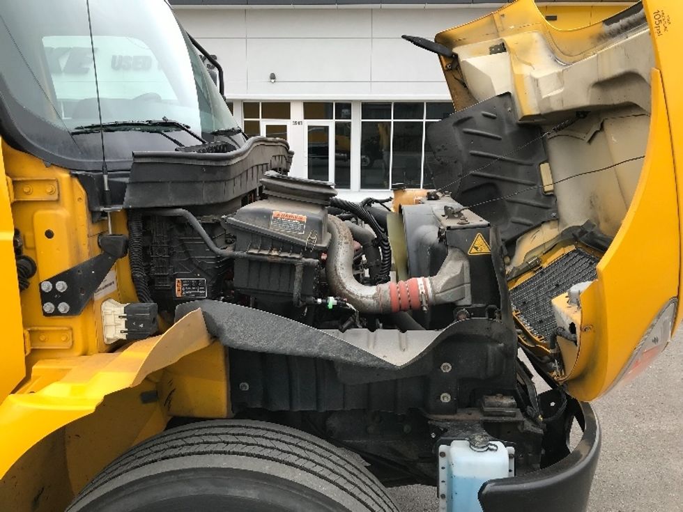 Medium Duty Box Truck-Light and Medium Duty Trucks-International-2021-MV607-Kansas City-MO-219,190\n\t\tmiles-$ 39,500 - Image 23