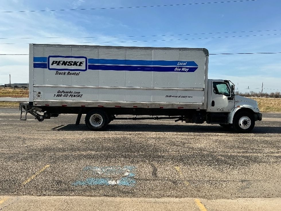 Medium Duty Box Truck-Light and Medium Duty Trucks-International-2021-MV607-Kansas City-MO-226,946\n\t\tmiles-$ 46,250 - Image 15