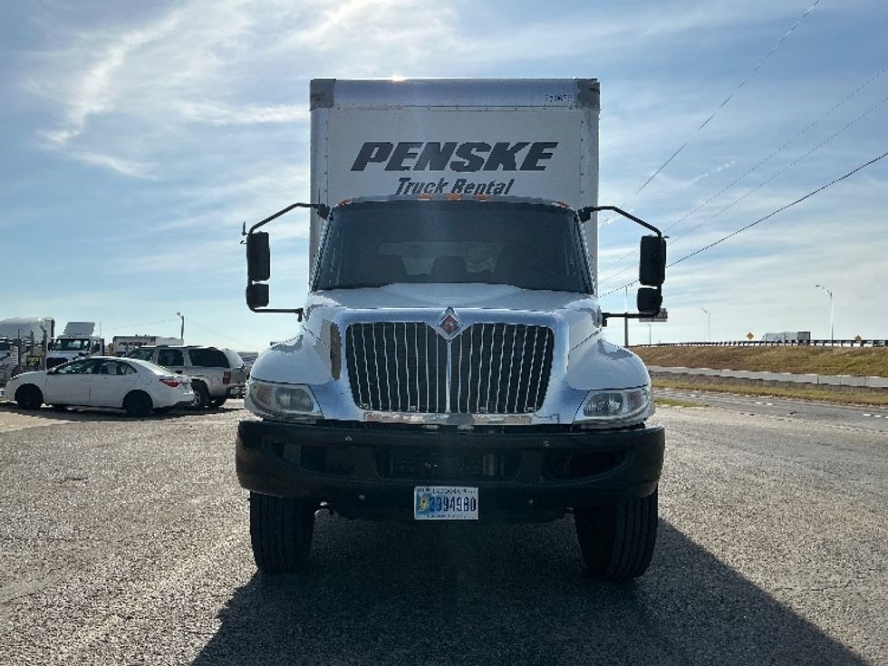 Medium Duty Box Truck-Light and Medium Duty Trucks-International-2021-MV607-Kansas City-MO-226,946\n\t\tmiles-$ 46,250 - Image 2