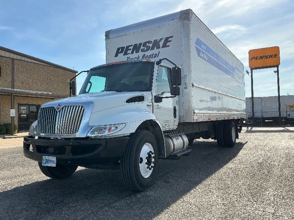 Medium Duty Box Truck-Light and Medium Duty Trucks-International-2021-MV607-Kansas City-MO-226,946\n\t\tmiles-$ 46,250 - Image 3