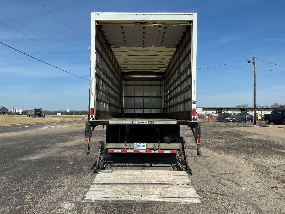 Medium Duty Box Truck-Light and Medium Duty Trucks-International-2021-MV607-Kansas City-MO-226,946\n\t\tmiles-$ 46,250 - Image 9