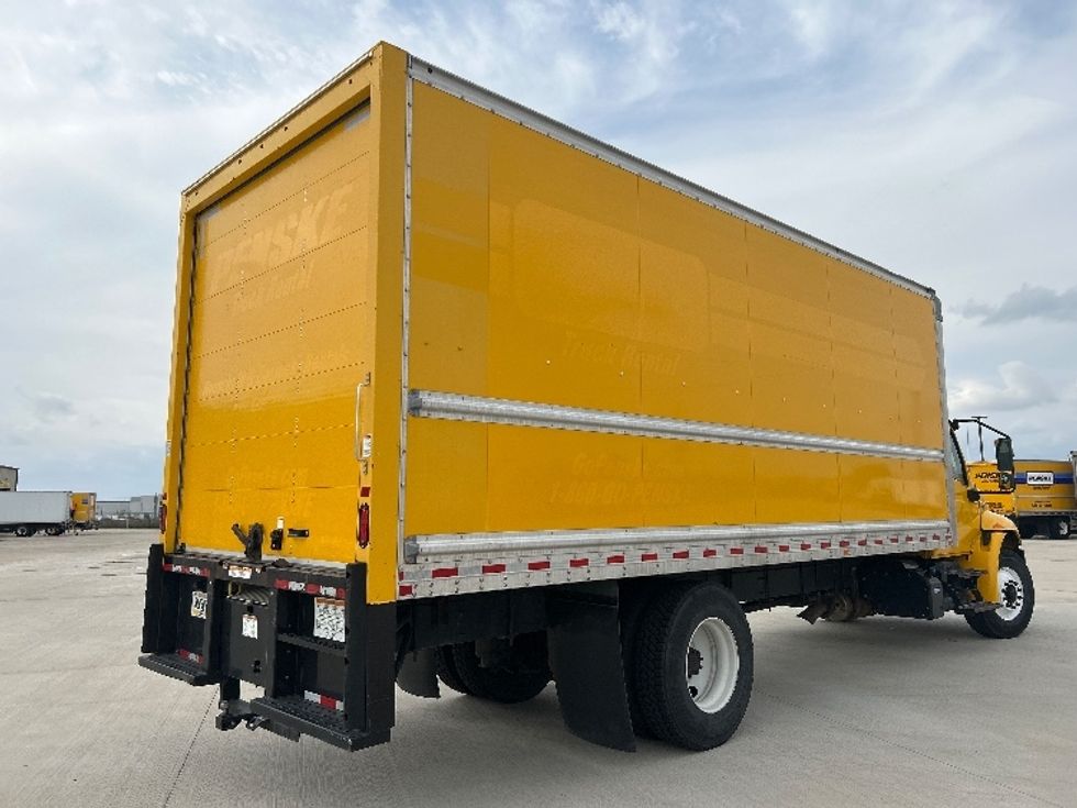 Medium Duty Box Truck-Light and Medium Duty Trucks-International-2021-MV607-Katy-TX-176,500\n\t\tmiles-$ 39,500 - Image 13