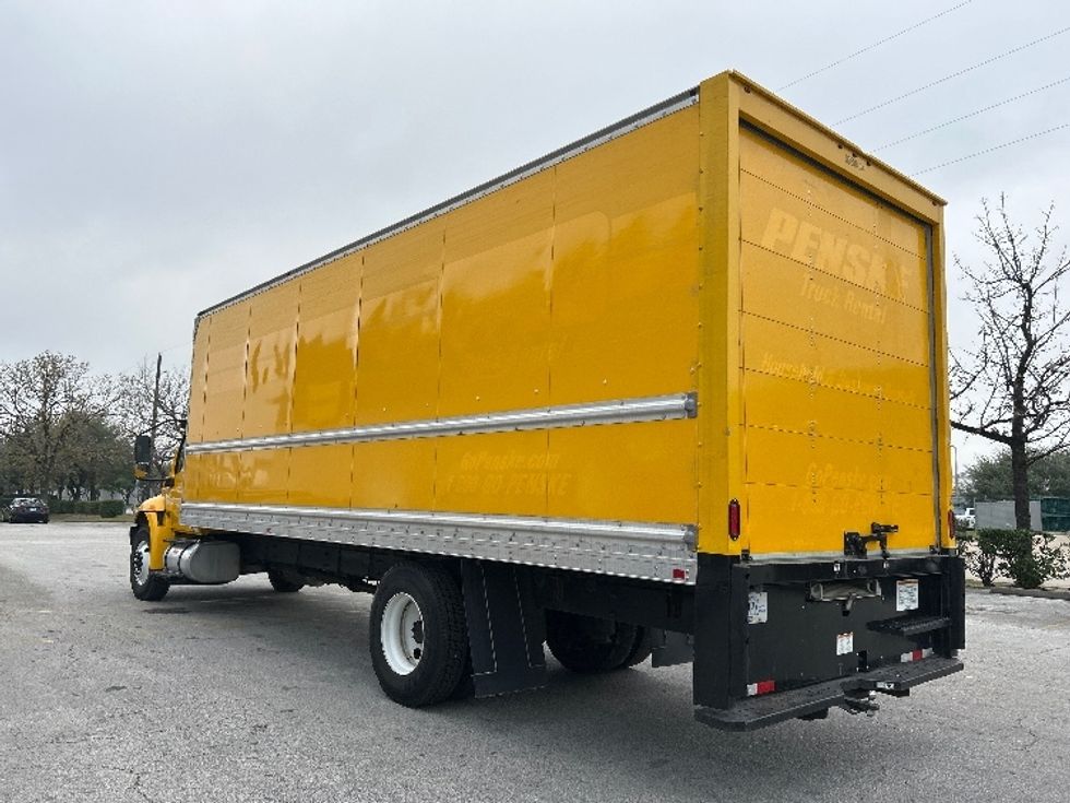 Medium Duty Box Truck-Light and Medium Duty Trucks-International-2021-MV607-Katy-TX-185,518\n\t\tmiles-$ 44,250 - Image 6