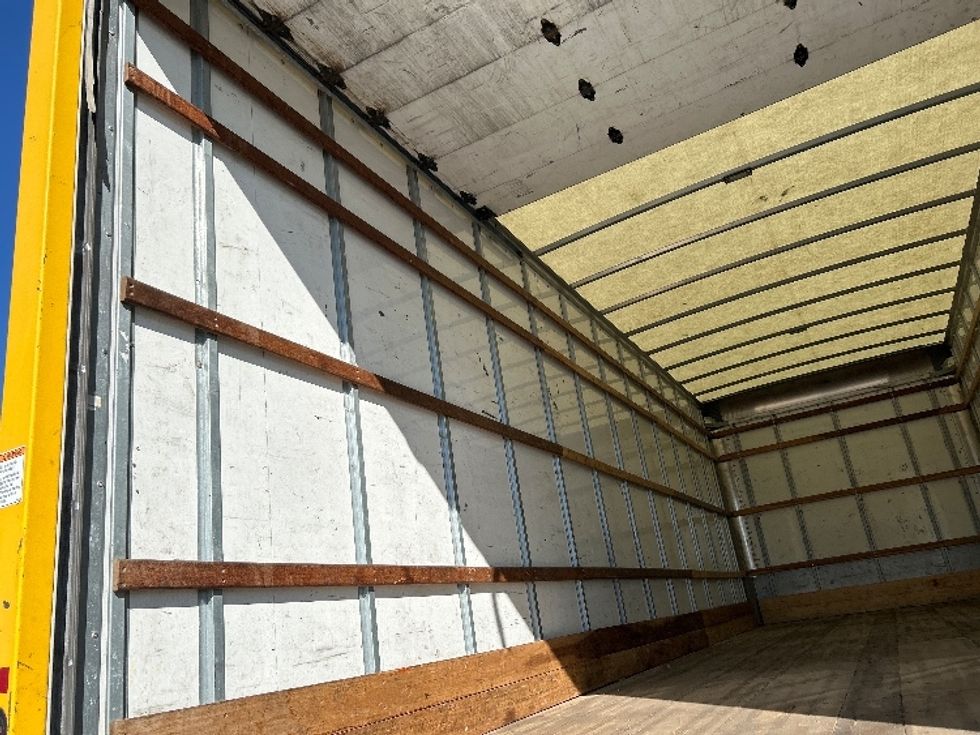 Medium Duty Box Truck-Light and Medium Duty Trucks-International-2021-MV607-Katy-TX-187,676\n\t\tmiles-$ 44,000 - Image 11