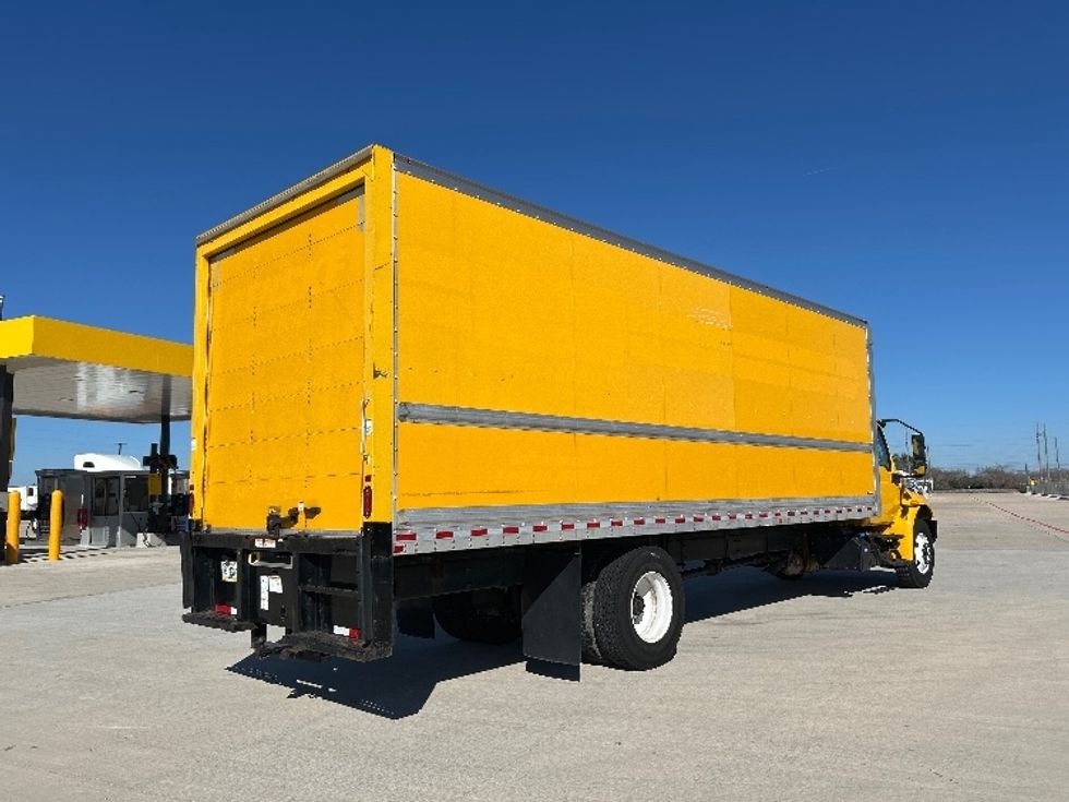 Medium Duty Box Truck-Light and Medium Duty Trucks-International-2021-MV607-Katy-TX-187,676\n\t\tmiles-$ 44,000 - Image 13