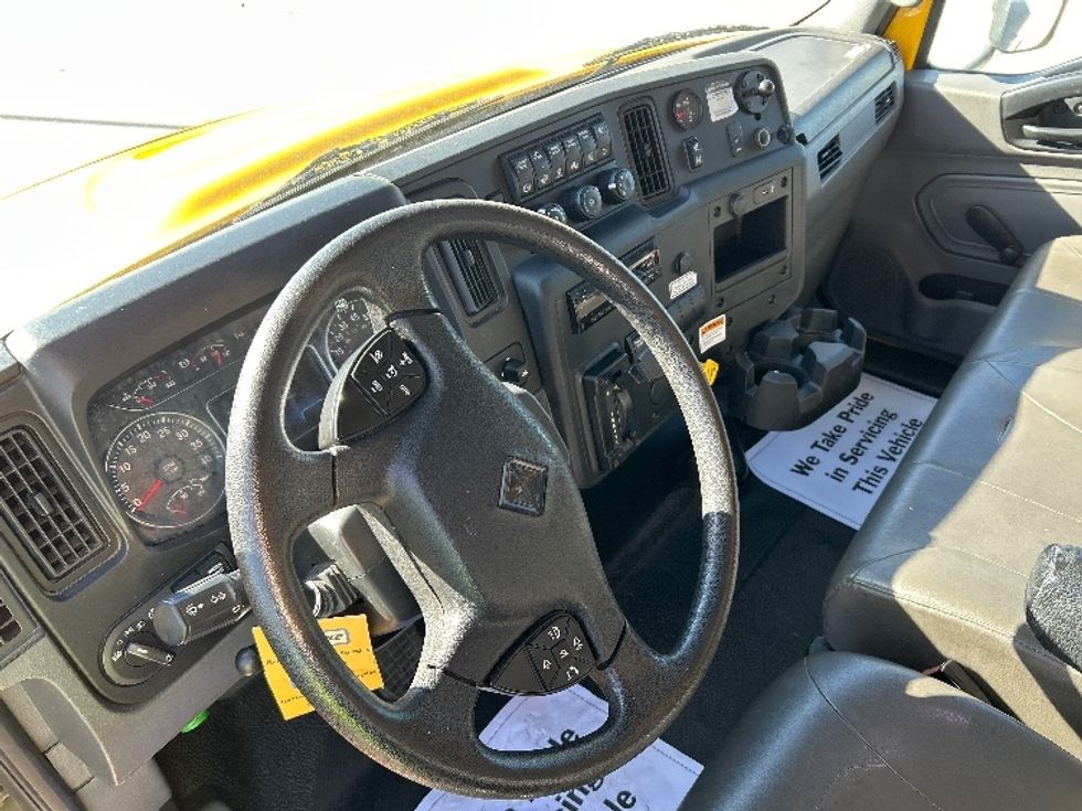 Medium Duty Box Truck-Light and Medium Duty Trucks-International-2021-MV607-Katy-TX-187,676\n\t\tmiles-$ 44,000 - Image 17