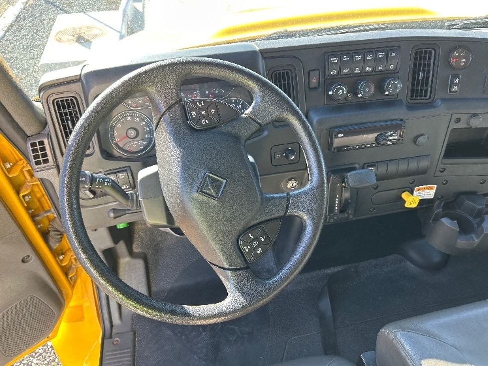 Medium Duty Box Truck-Light and Medium Duty Trucks-International-2021-MV607-Katy-TX-194,357\n\t\tmiles-$ 43,000 - Image 18