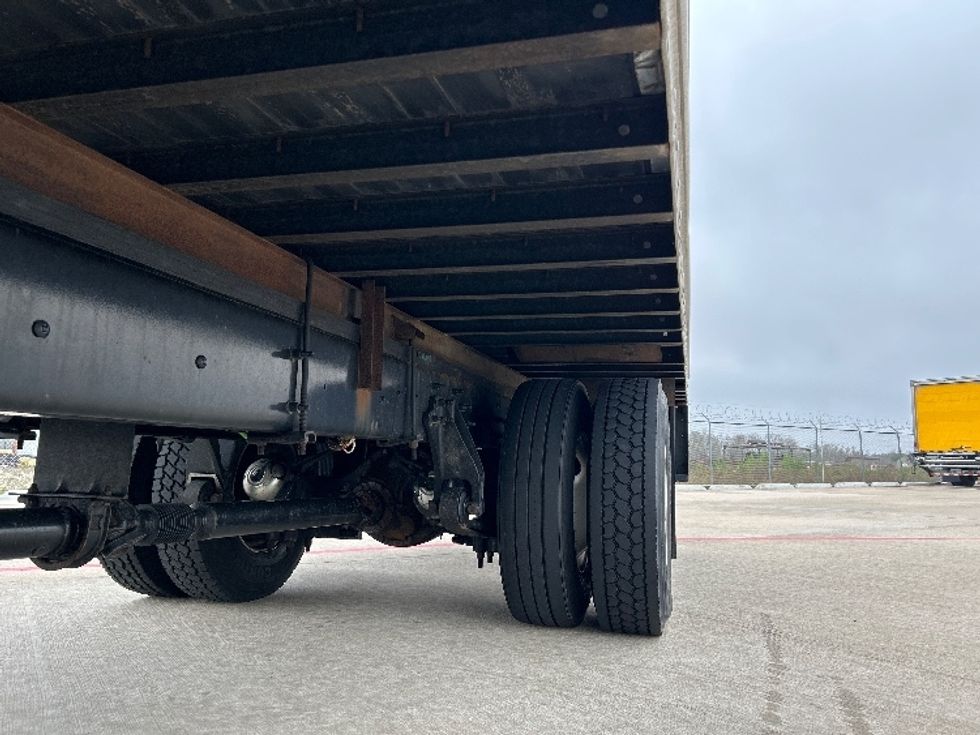 Medium Duty Box Truck-Light and Medium Duty Trucks-International-2021-MV607-Katy-TX-197,405\n\t\tmiles-$ 42,750 - Image 5