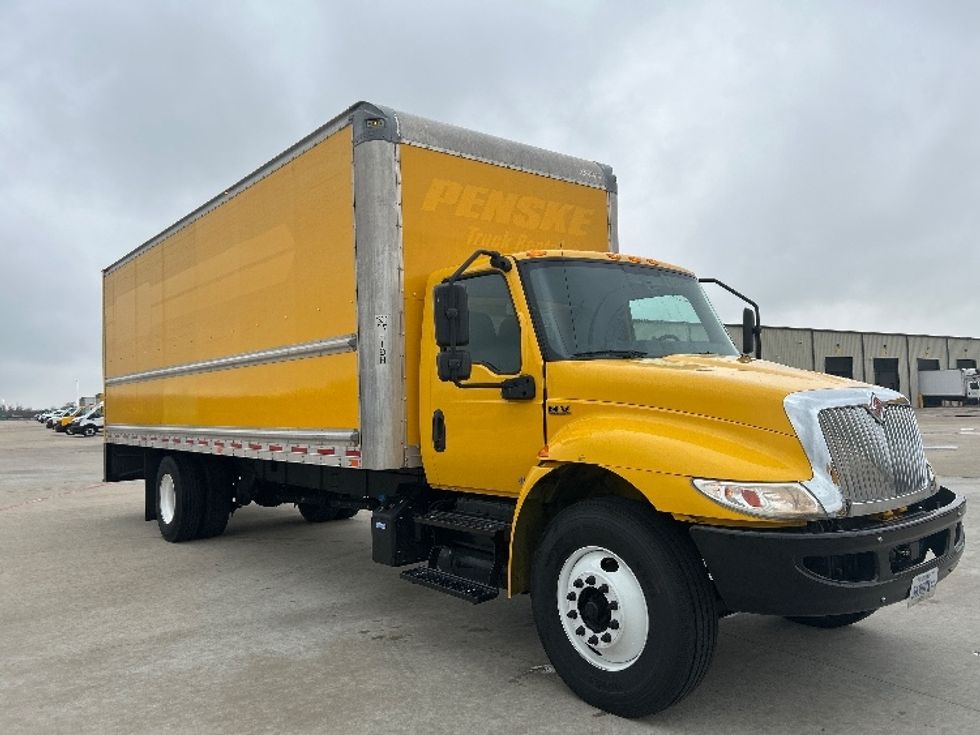 Medium Duty Box Truck-Light and Medium Duty Trucks-International-2021-MV607-Katy-TX-203,500\n\t\tmiles-$ 41,750 - Image 1