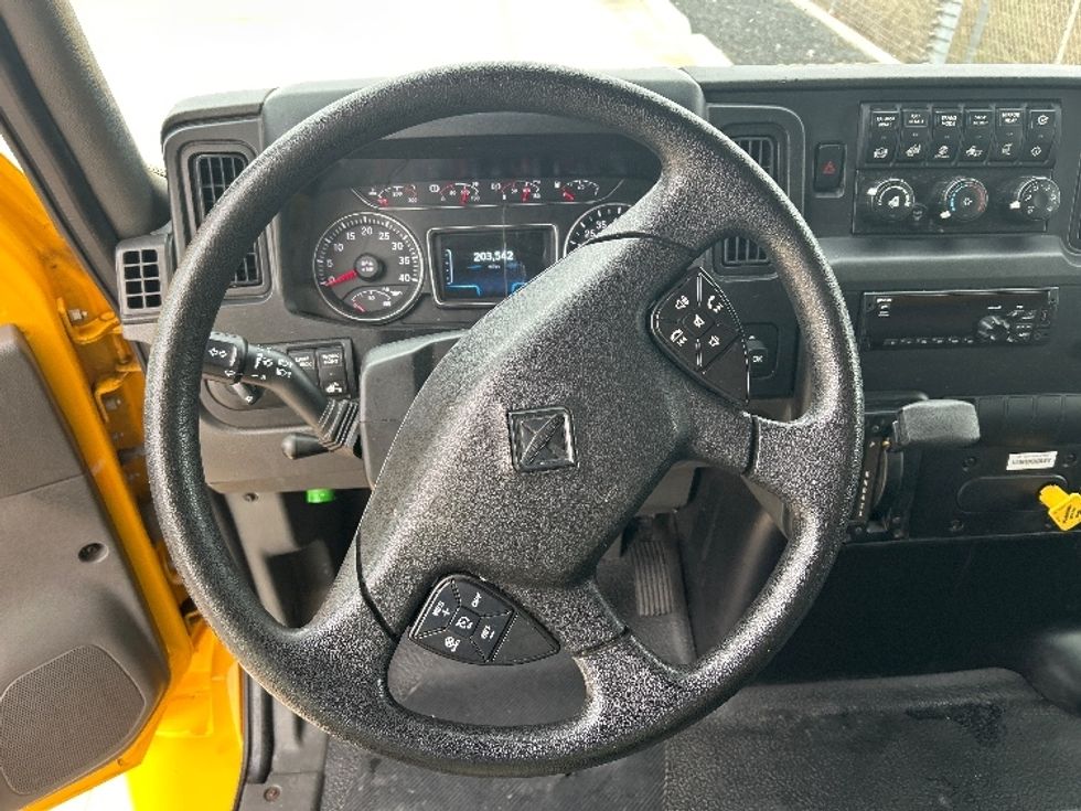 Medium Duty Box Truck-Light and Medium Duty Trucks-International-2021-MV607-Katy-TX-203,500\n\t\tmiles-$ 41,750 - Image 19