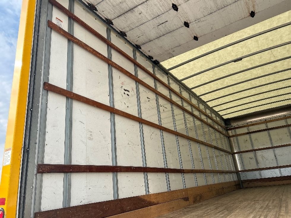 Medium Duty Box Truck-Light and Medium Duty Trucks-International-2021-MV607-Katy-TX-203,876\n\t\tmiles-$ 41,750 - Image 11
