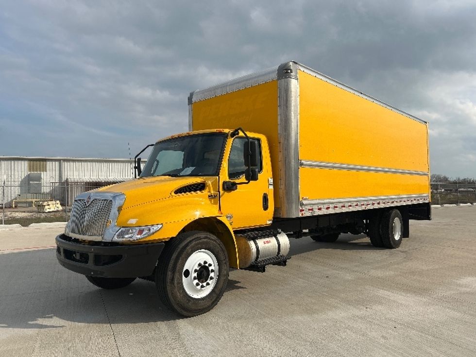 Medium Duty Box Truck-Light and Medium Duty Trucks-International-2021-MV607-Katy-TX-203,876\n\t\tmiles-$ 41,750 - Image 3