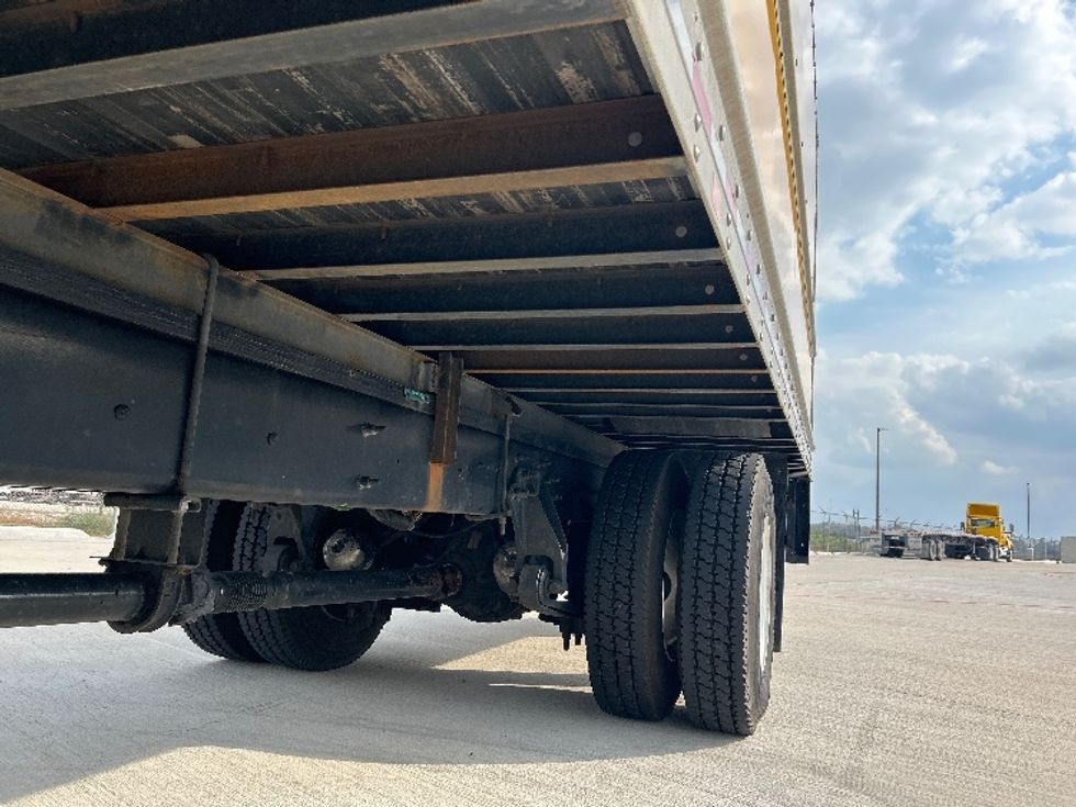 Medium Duty Box Truck-Light and Medium Duty Trucks-International-2021-MV607-Katy-TX-203,876\n\t\tmiles-$ 41,750 - Image 5