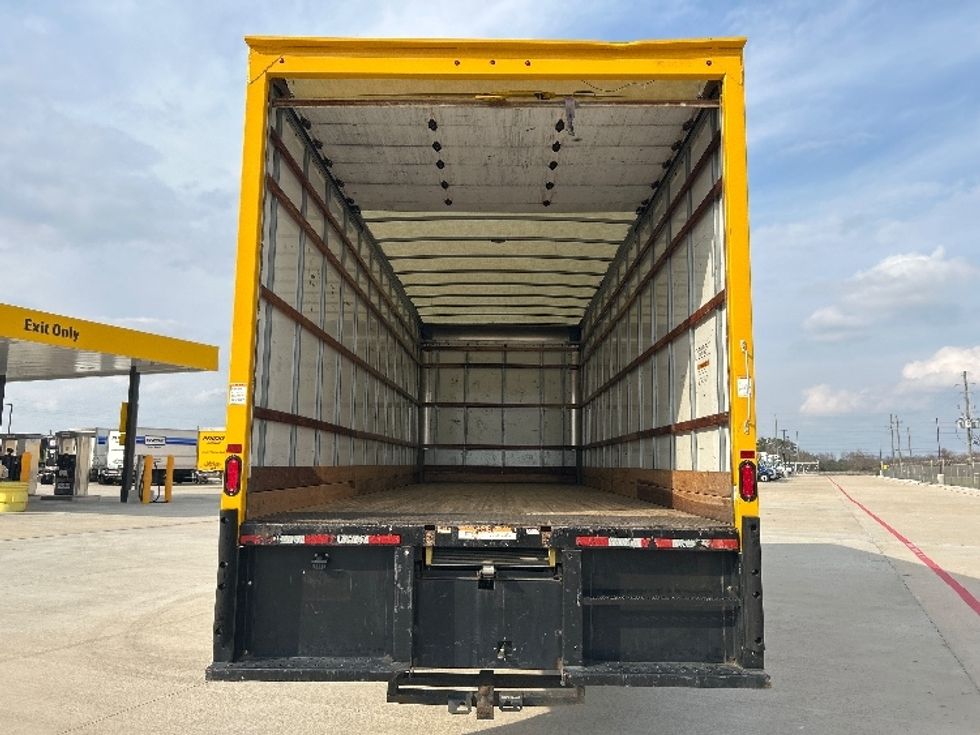 Medium Duty Box Truck-Light and Medium Duty Trucks-International-2021-MV607-Katy-TX-203,876\n\t\tmiles-$ 41,750 - Image 8