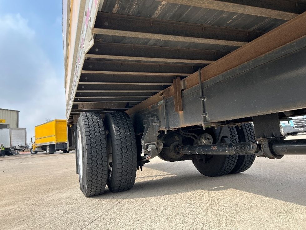 Medium Duty Box Truck-Light and Medium Duty Trucks-International-2021-MV607-Katy-TX-216,670\n\t\tmiles-$ 39,750 - Image 14