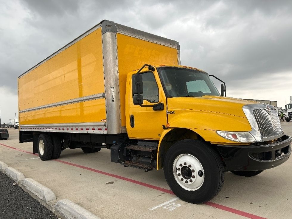 Medium Duty Box Truck-Light and Medium Duty Trucks-International-2021-MV607-Katy-TX-219,053\n\t\tmiles-$ 38,500 - Image 1