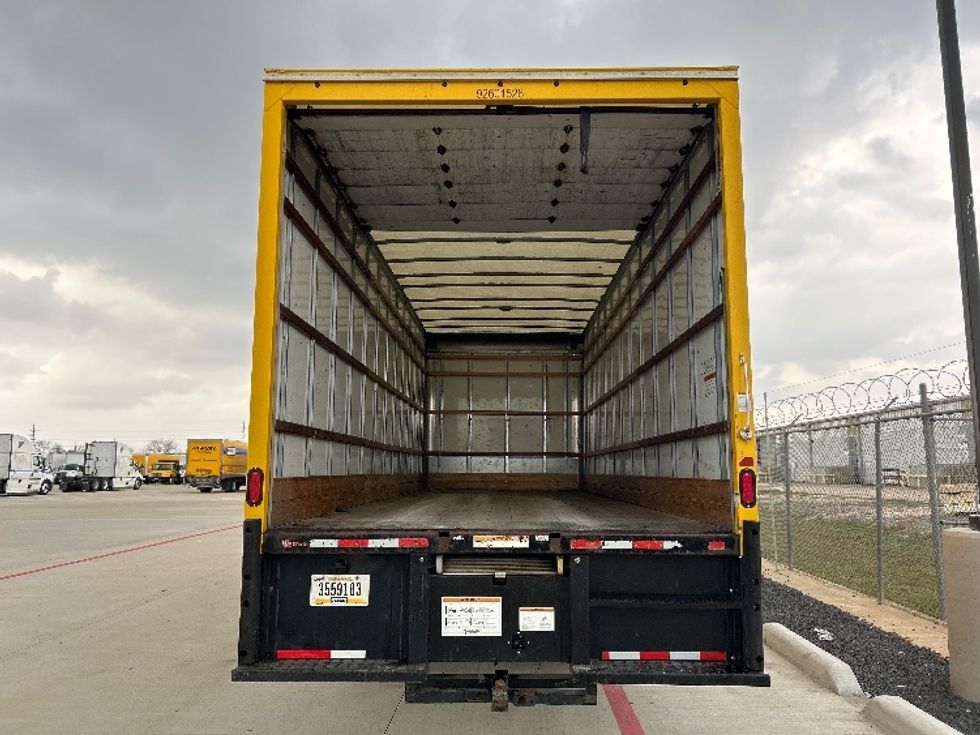 Medium Duty Box Truck-Light and Medium Duty Trucks-International-2021-MV607-Katy-TX-219,053\n\t\tmiles-$ 38,500 - Image 8