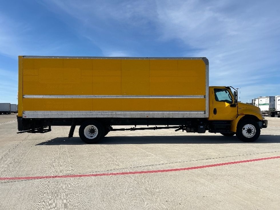 Medium Duty Box Truck-Light and Medium Duty Trucks-International-2021-MV607-Katy-TX-230,593\n\t\tmiles-$ 37,750 - Image 15
