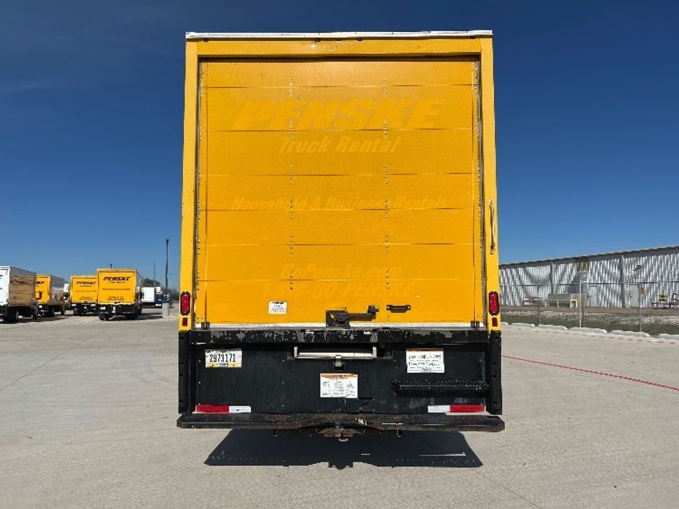 Medium Duty Box Truck-Light and Medium Duty Trucks-International-2021-MV607-Katy-TX-230,593\n\t\tmiles-$ 37,750 - Image 7