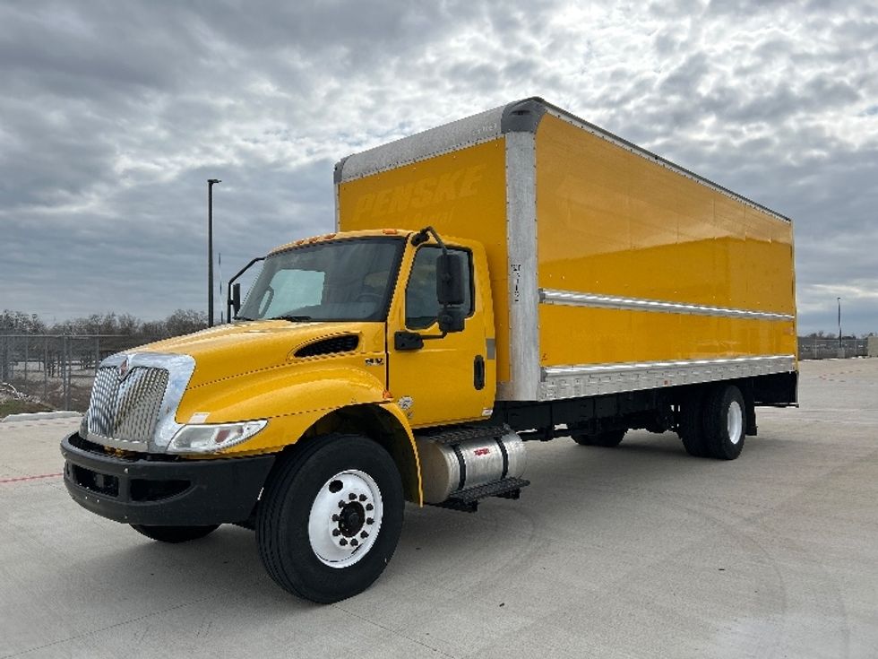 Medium Duty Box Truck-Light and Medium Duty Trucks-International-2021-MV607-Katy-TX-239,520\n\t\tmiles-$ 35,500 - Image 3