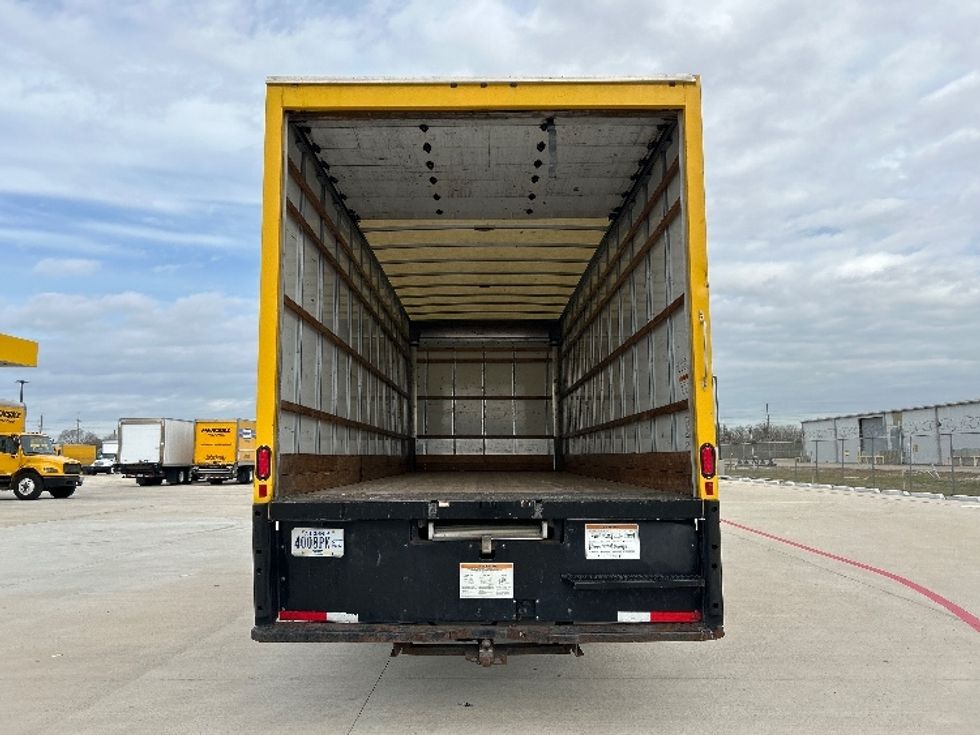 Medium Duty Box Truck-Light and Medium Duty Trucks-International-2021-MV607-Katy-TX-239,520\n\t\tmiles-$ 35,500 - Image 8