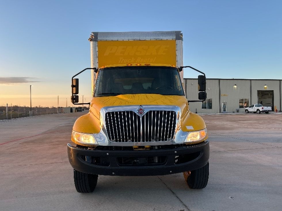 Medium Duty Box Truck-Light and Medium Duty Trucks-International-2021-MV607-Katy-TX-251,445\n\t\tmiles-$ 32,000 - Image 2