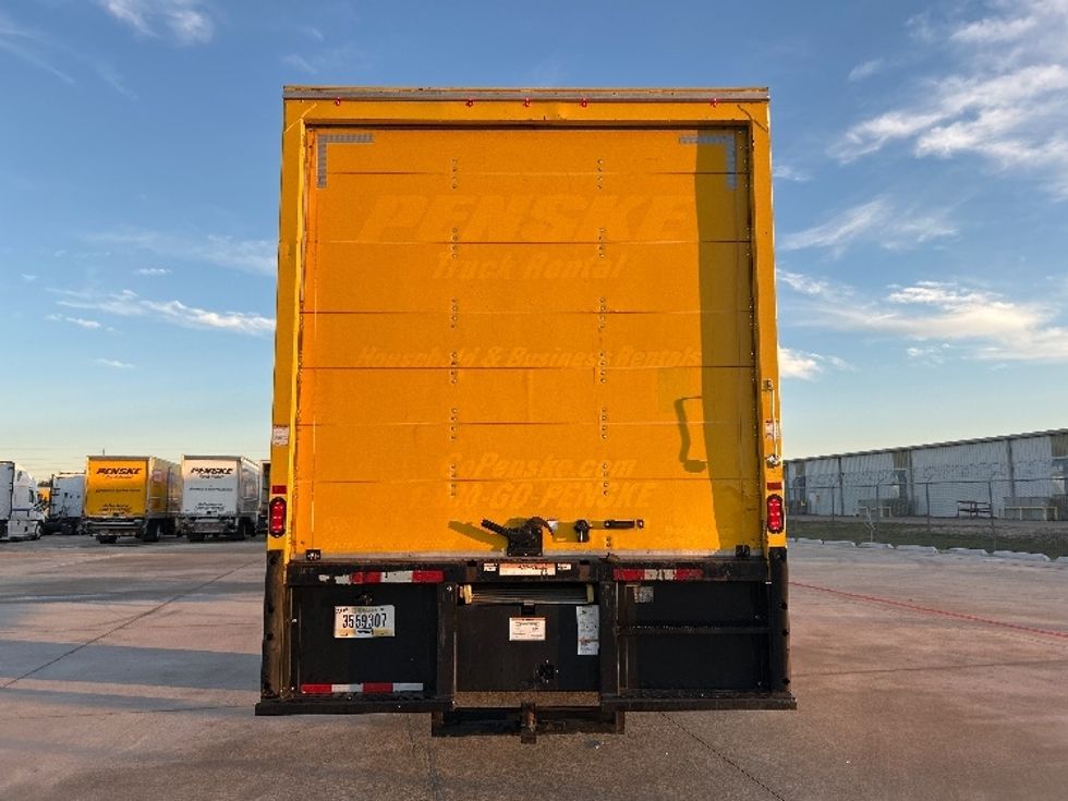 Medium Duty Box Truck-Light and Medium Duty Trucks-International-2021-MV607-Katy-TX-251,445\n\t\tmiles-$ 32,000 - Image 7
