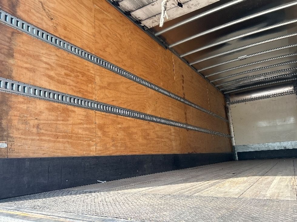Medium Duty Box Truck-Light and Medium Duty Trucks-International-2021-MV607-Katy-TX-340,058\n\t\tmiles-$ 24,250 - Image 11