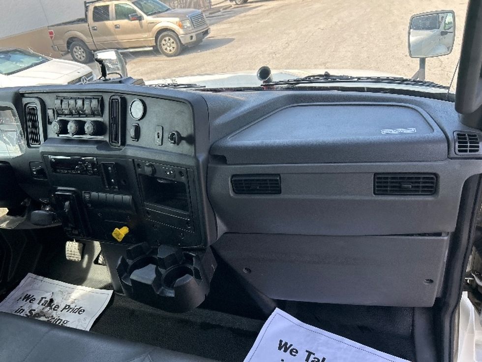 Medium Duty Box Truck-Light and Medium Duty Trucks-International-2021-MV607-Katy-TX-340,058\n\t\tmiles-$ 24,250 - Image 21