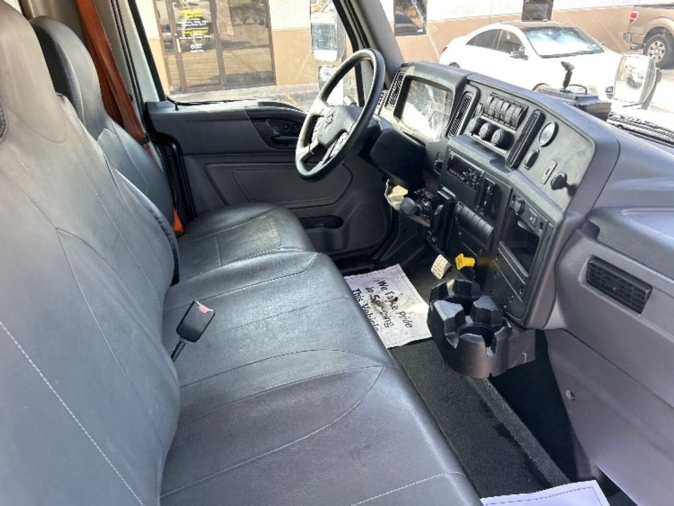 Medium Duty Box Truck-Light and Medium Duty Trucks-International-2021-MV607-Katy-TX-340,058\n\t\tmiles-$ 24,250 - Image 22